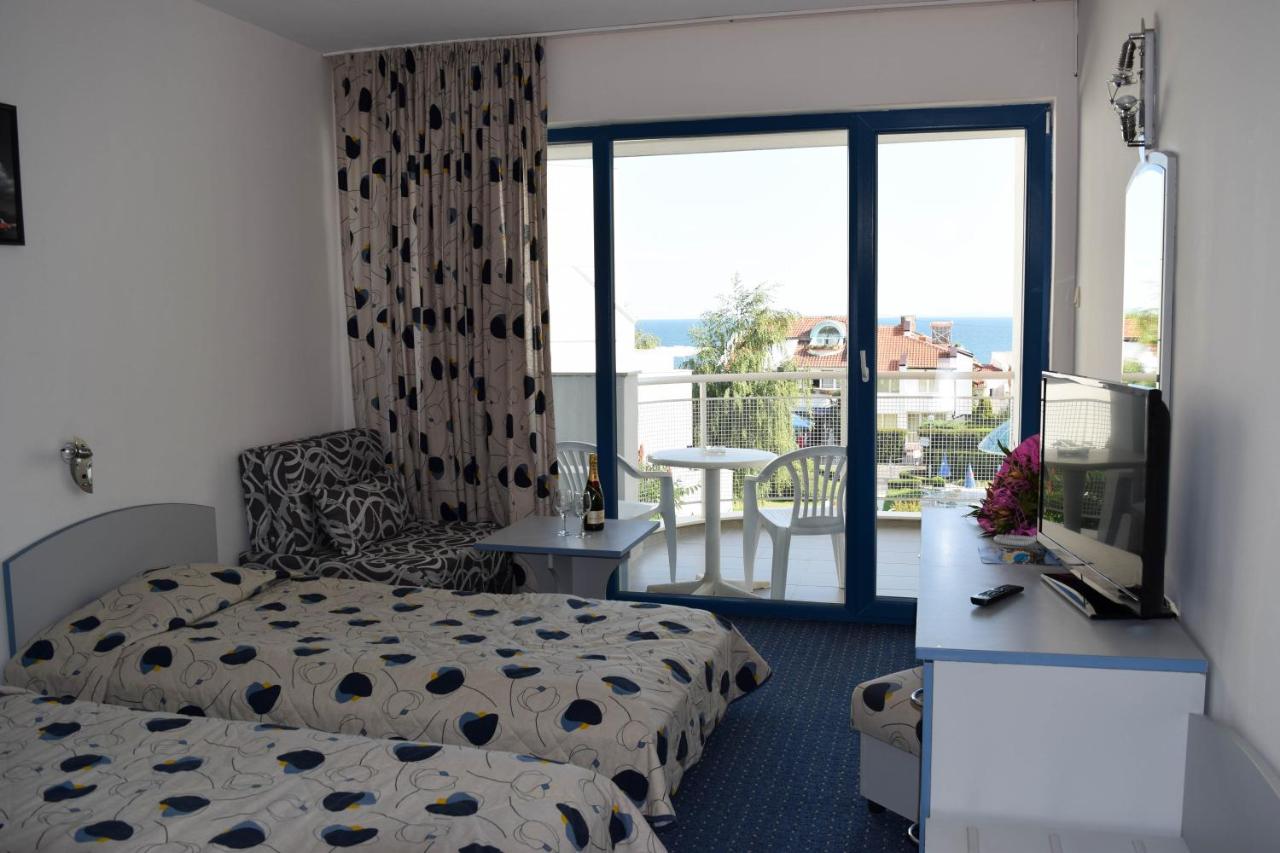 Sineva Park 3*