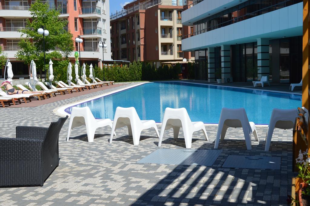 Boomerang Residence 4*