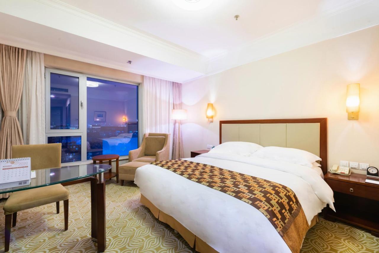 Inner Mongolia Grand Hotel Wangfujing 4*