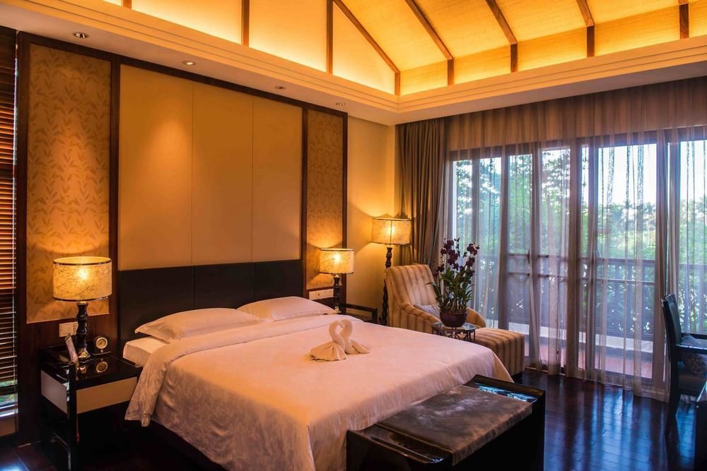 Sanya Pearl River Nantian Resort & Spa 5*