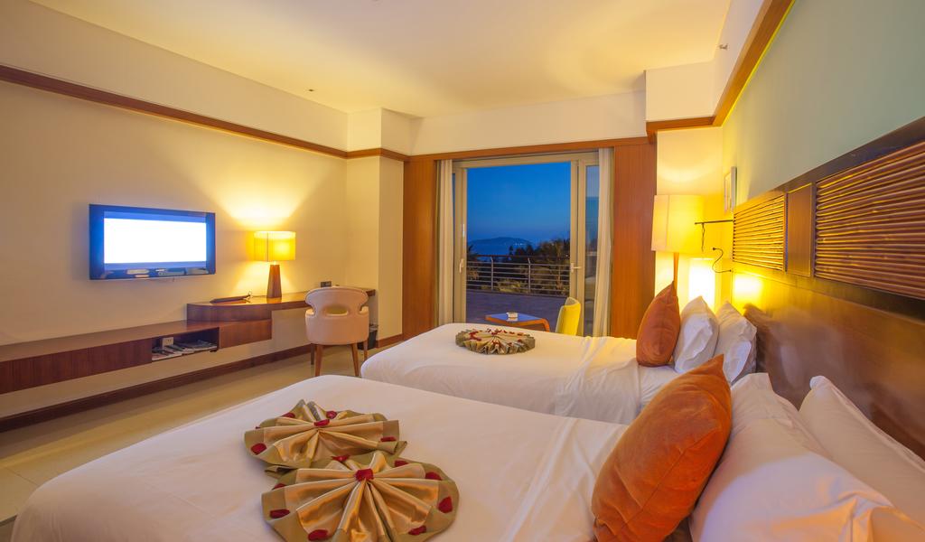 Grand Soluxe Hotel & Resort Sanya 5*