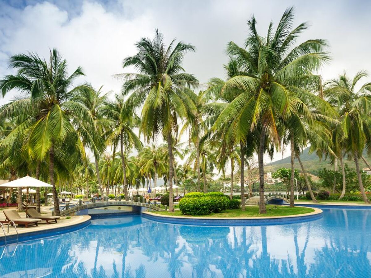 Golden Palm Resort Yalong Bay