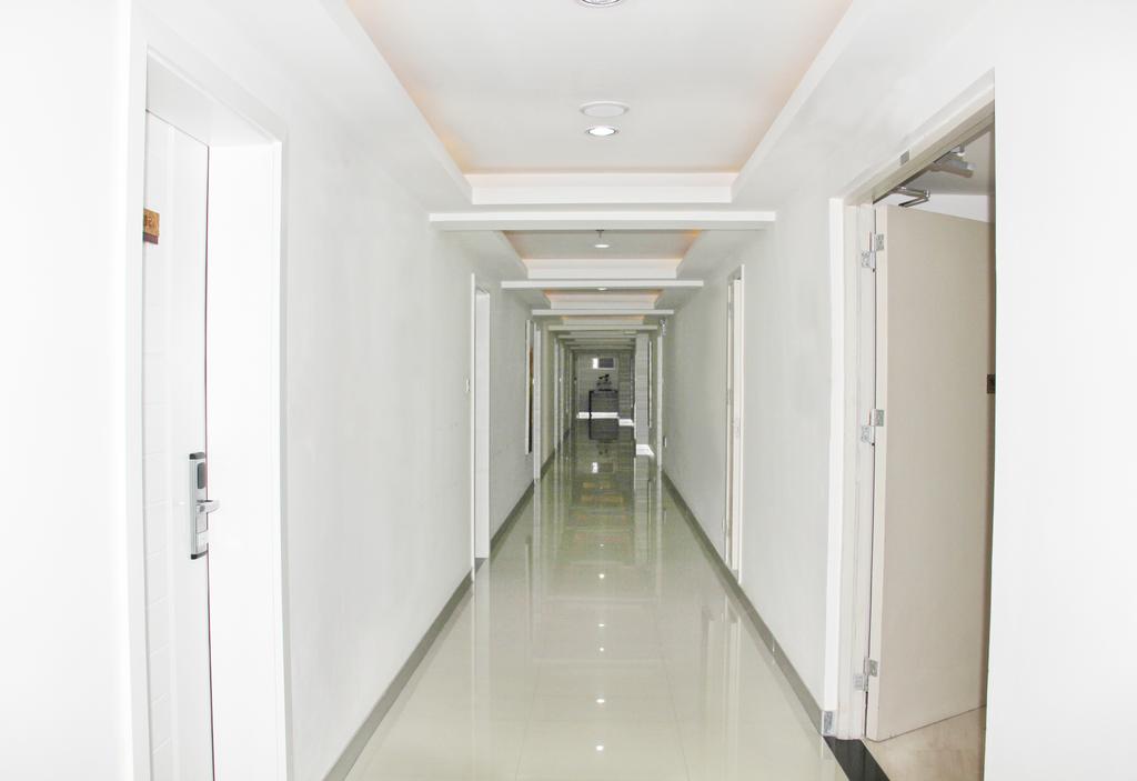 Huabaoshi Hotel Sanya 3*, фото 16