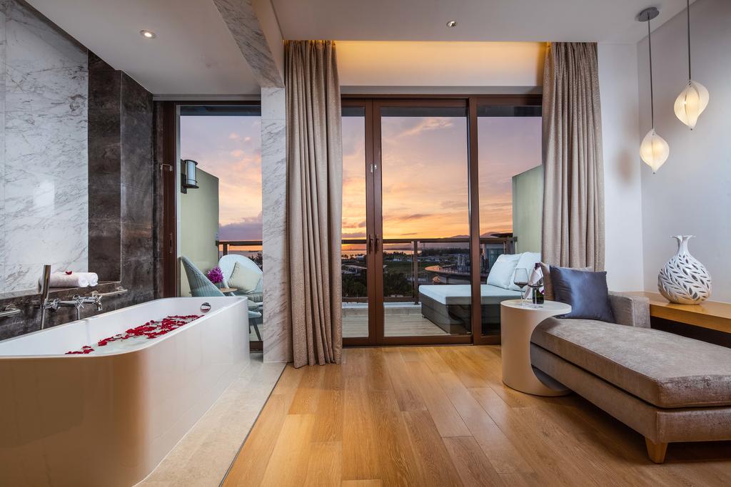 Sanya Yazhou Bay Resort,Curio Collection by Hilton 5*, фото 5