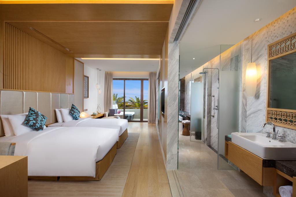 Sanya Yazhou Bay Resort,Curio Collection by Hilton 5*