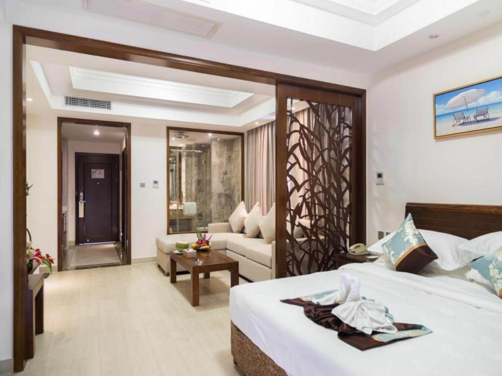 Sanya Shanghai Huating Boutique Resort Hotel 4*