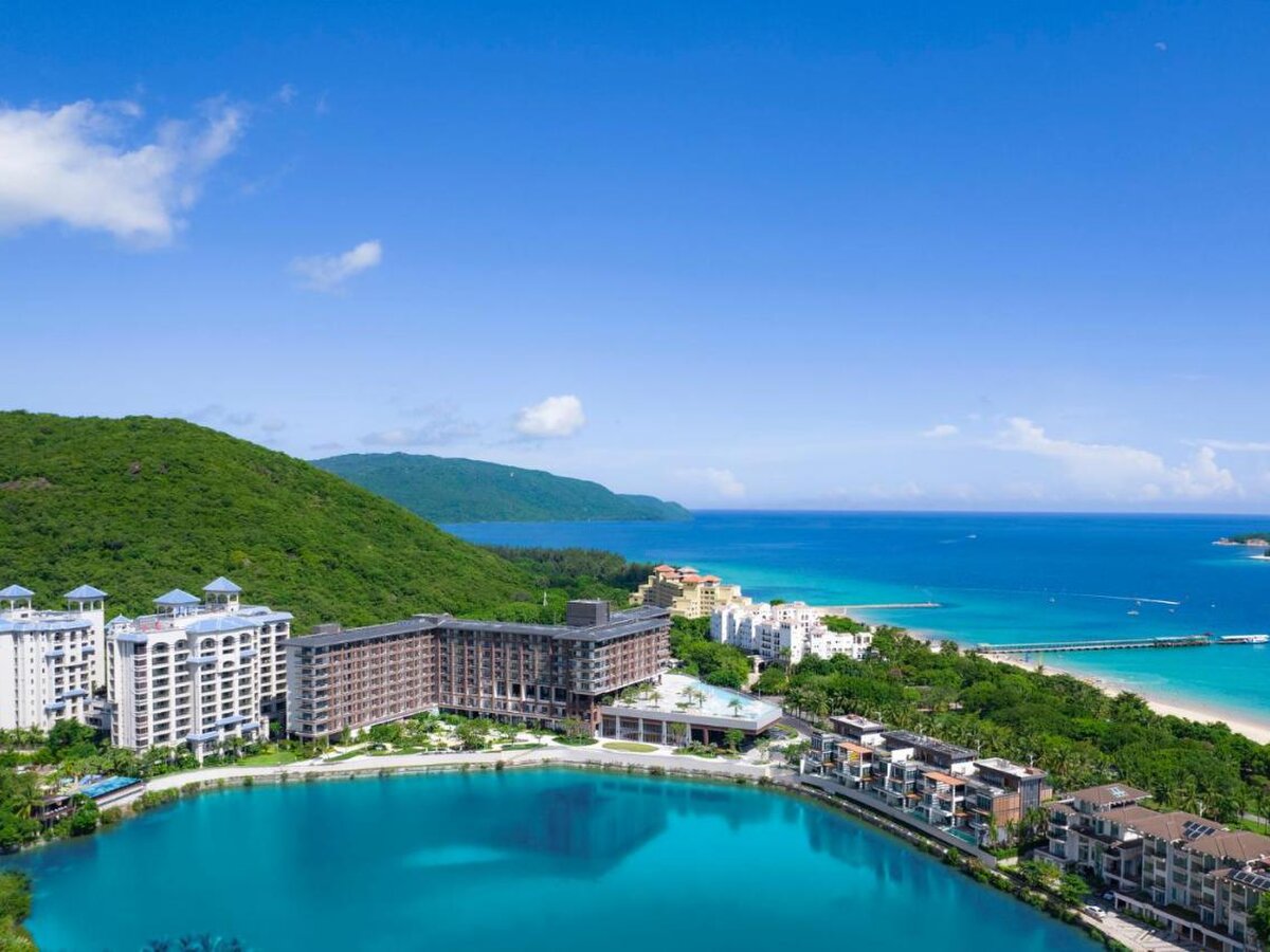 Hualuxe Sanya Yalong Bay Resort