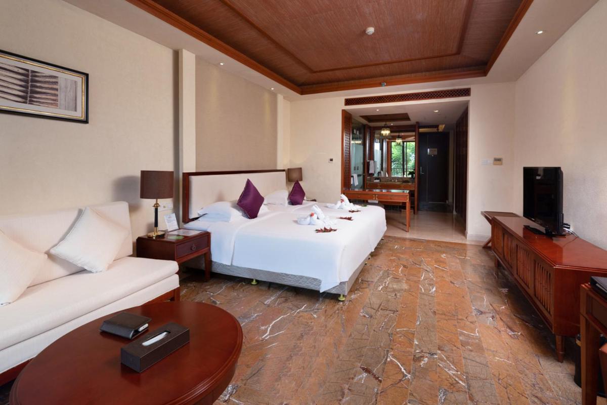 Stony Brook Villa Jianguo Resort Sanya 5*