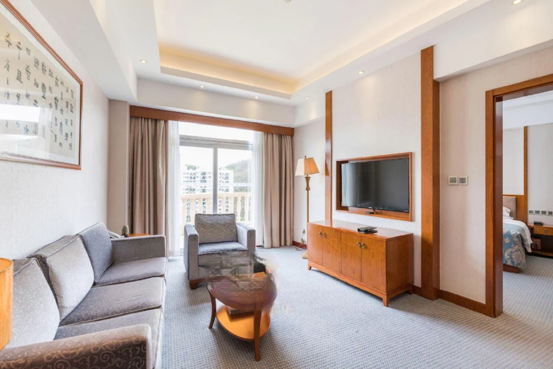 Hyton Hotel Sanya 4*
