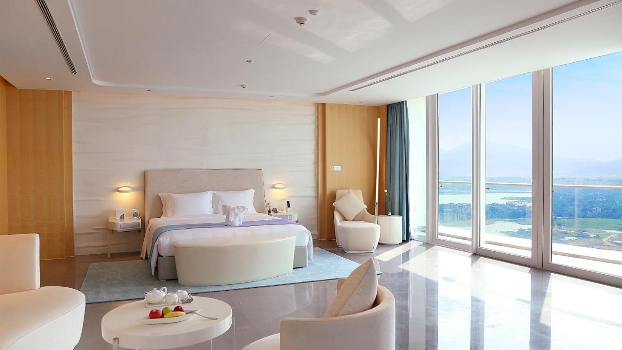 Mangroove Tree Sanya 5*
