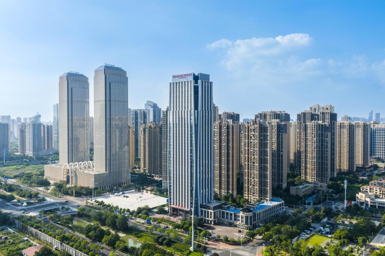 Ramada Plaza by Wyndham Sanya Bay 4*