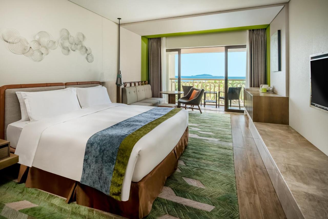 Sanya Chudao Hongbin Holiday Hotel 4*