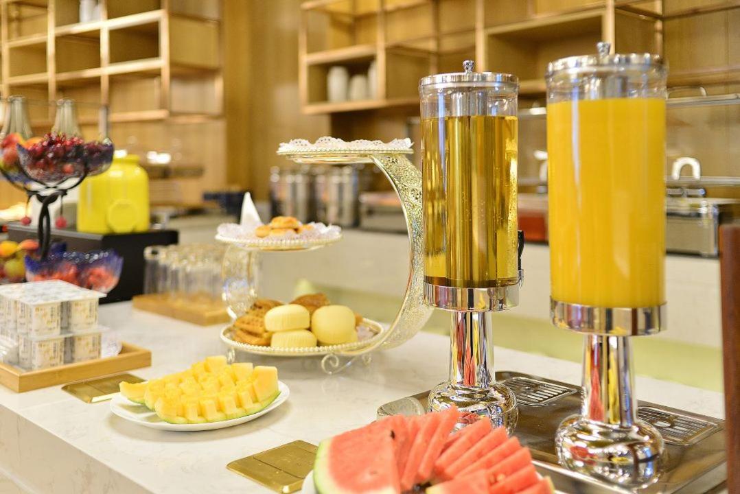Atour Hotel Zhongguancun Yongfeng Beijing 3*