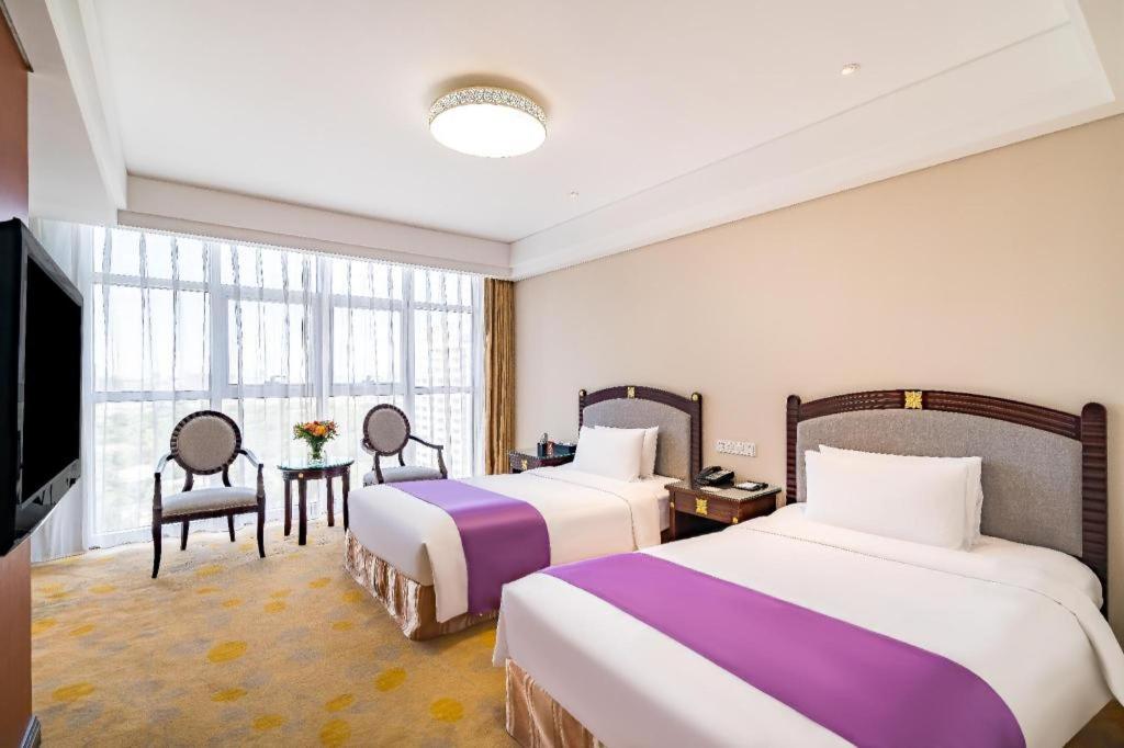 Beijing Broadcasting Tower Hotel 4*