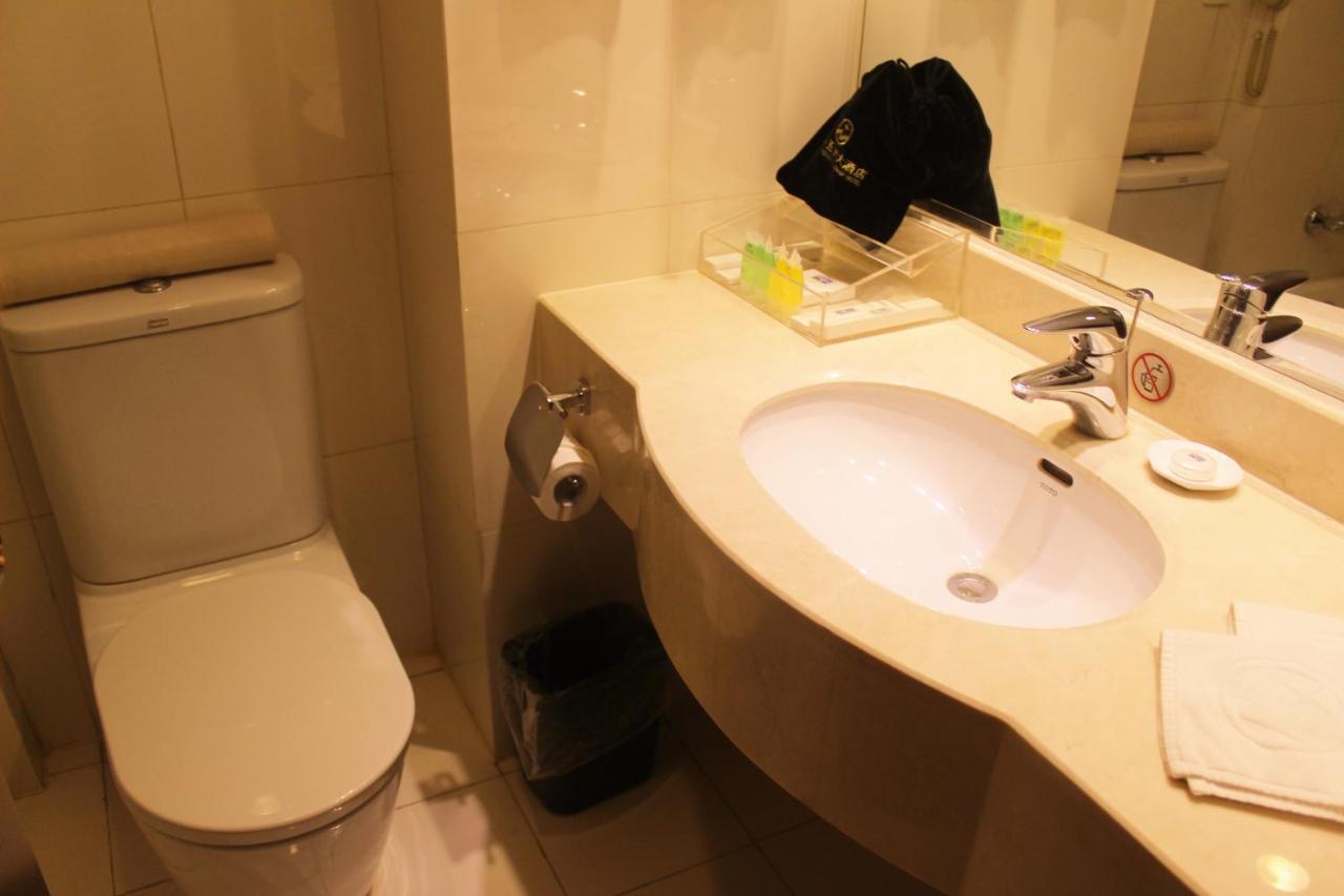 Beijing Continental Grand Hotel 3*, фото 15
