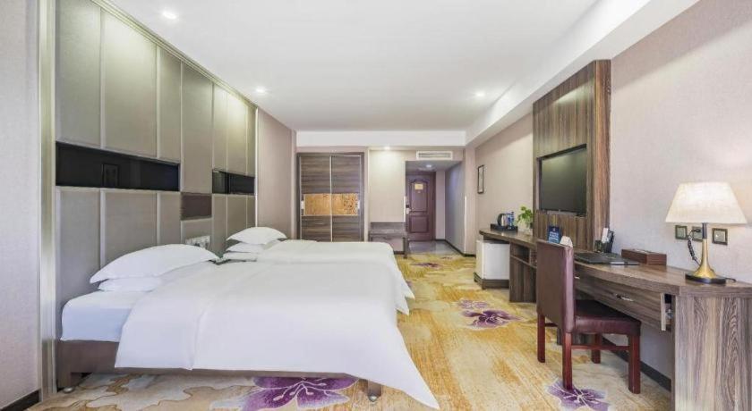 Beijing Huiqing Garden Bussiness Hotel 2*