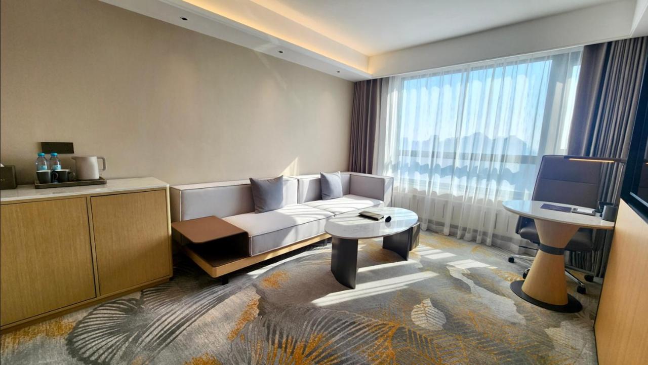 Beijing Yanshan Hotel 3*