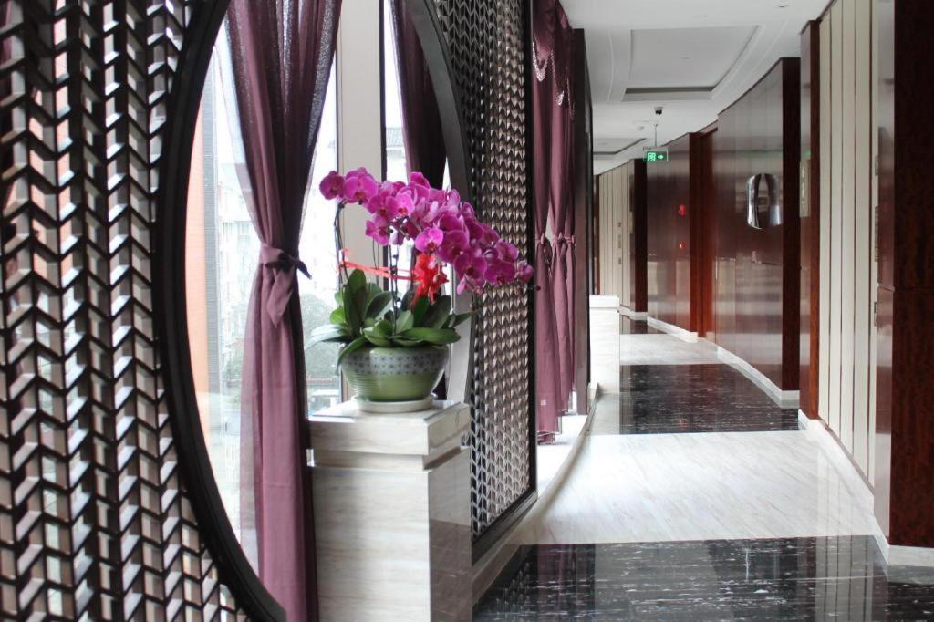 Celebrity International Grand Hotel 4*, фото 6