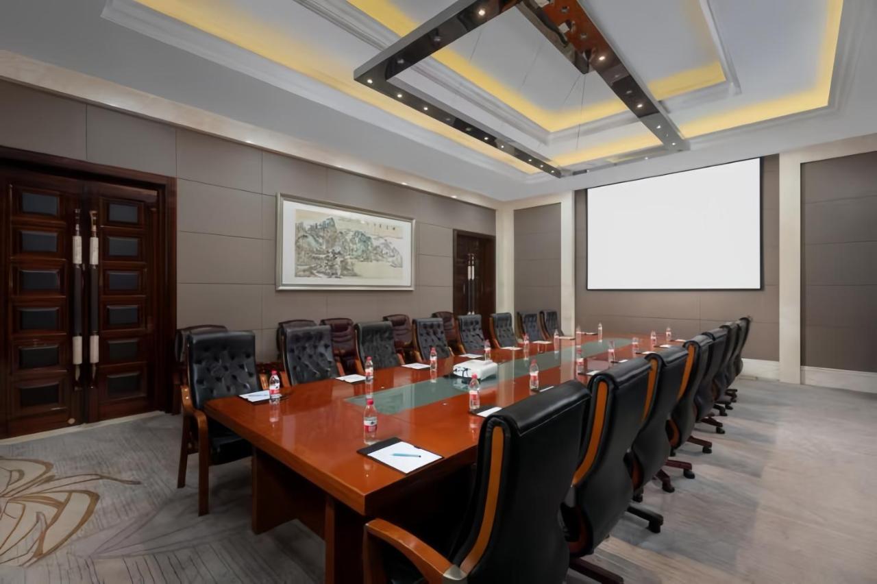 Days Inn by Wyndham Beijing Haidian 2*, фото 3