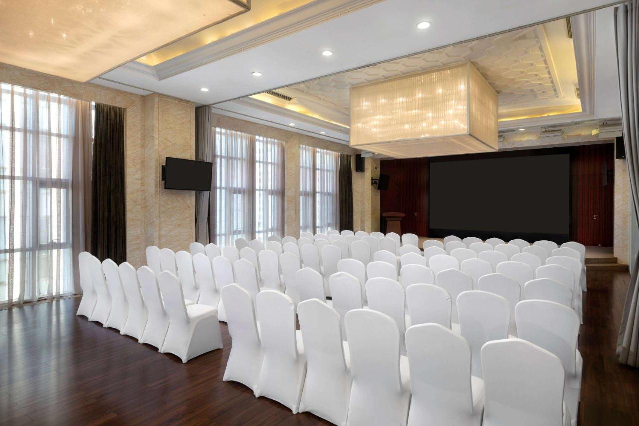 Days Inn by Wyndham Beijing Haidian 2*, фото 8