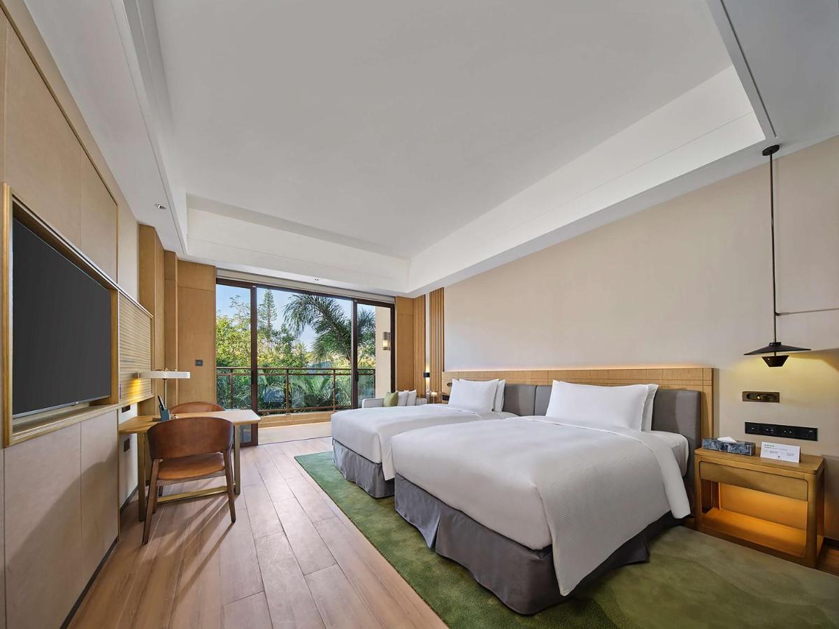 DoubleTree by Hilton Lingshui Hot Spring 4*
