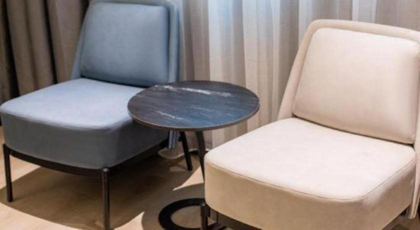 GreenTree Inn Haikou Longhua District Guomao Hotel 2*, фото 14
