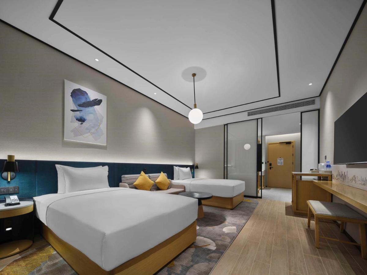 Hilton Garden Inn Beijing Haidian Daoxiang Lake 4*, фото 9