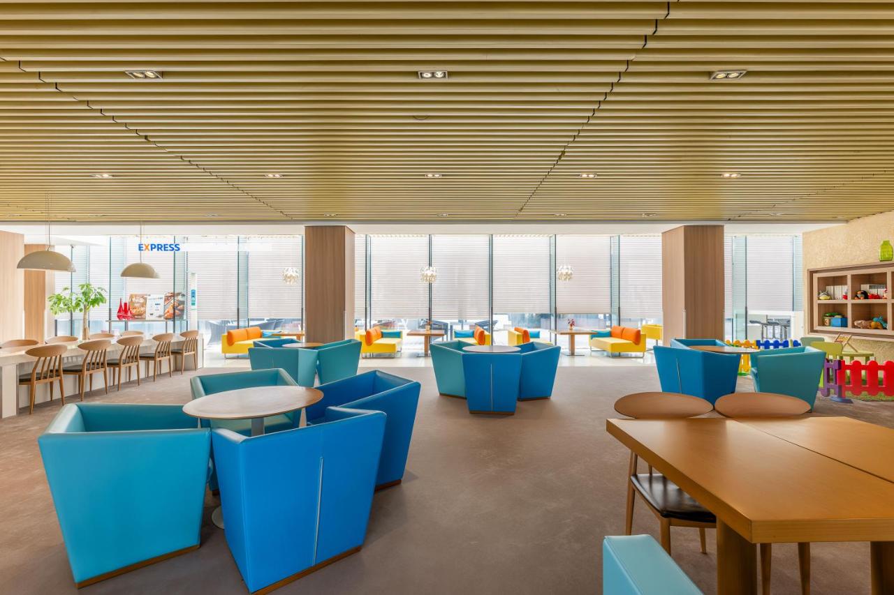 Holiday Inn Beijing Airport Zone by IHG 4*, фото 3