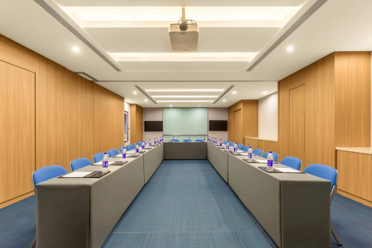 Holiday Inn Beijing Airport Zone by IHG 4*, фото 8