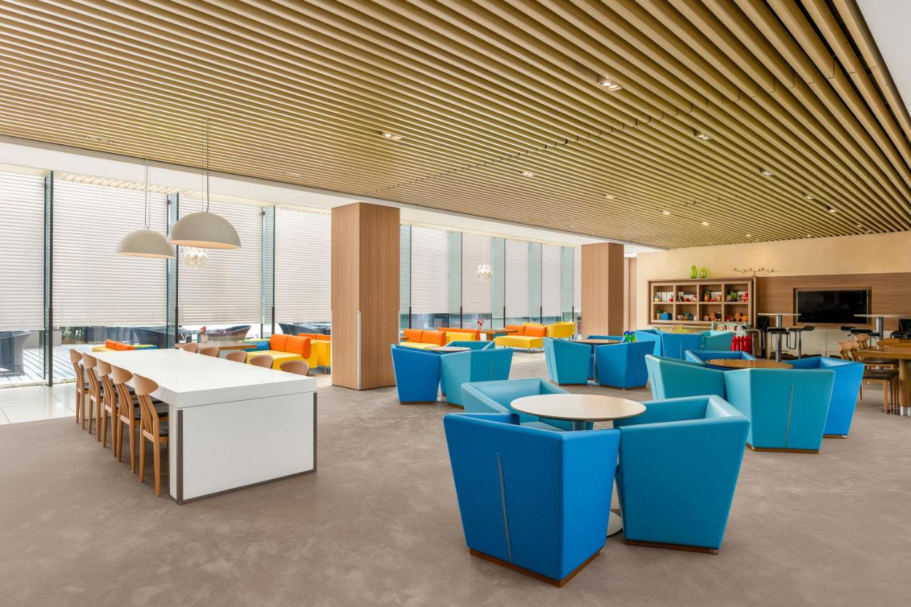 Holiday Inn Beijing Airport Zone by IHG 4*, фото 12