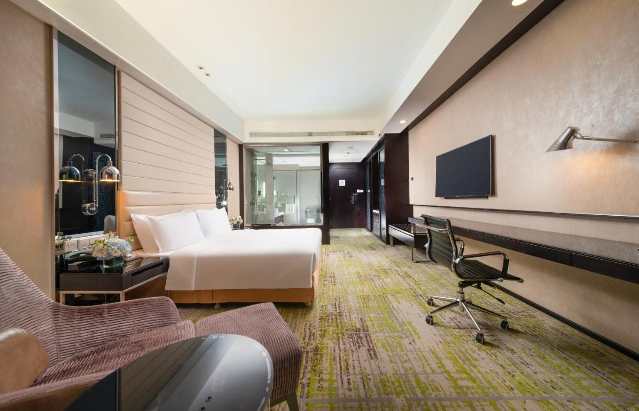 Holiday Inn Beijing Focus Square by IHG 4*, фото 13
