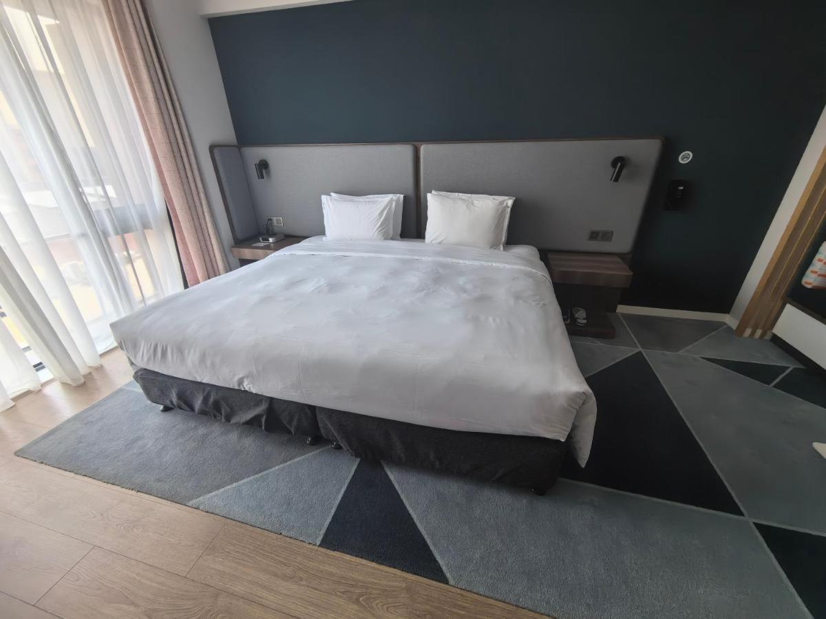 Holiday Inn Express Beijing Shijingshan Lakeview by IHG 2*, фото 16