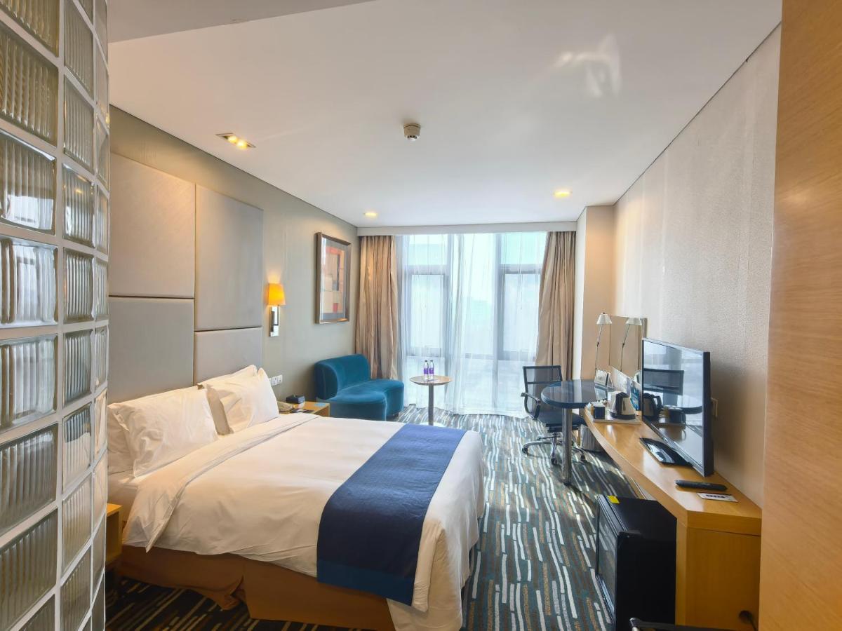 Holiday Inn Express Beijing Yizhuang by IHG 3*