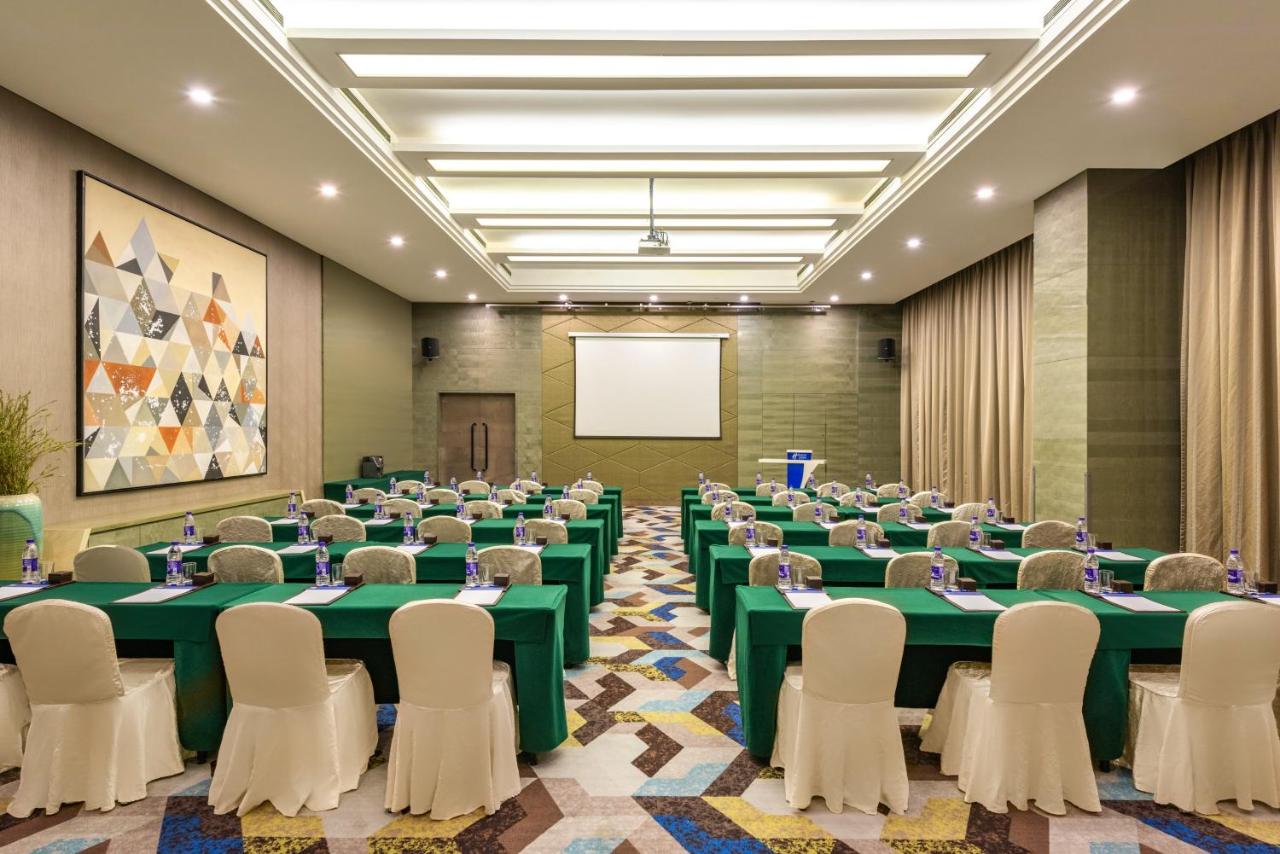 Holiday Inn Express Beijing Yizhuang by IHG 3*, фото 4