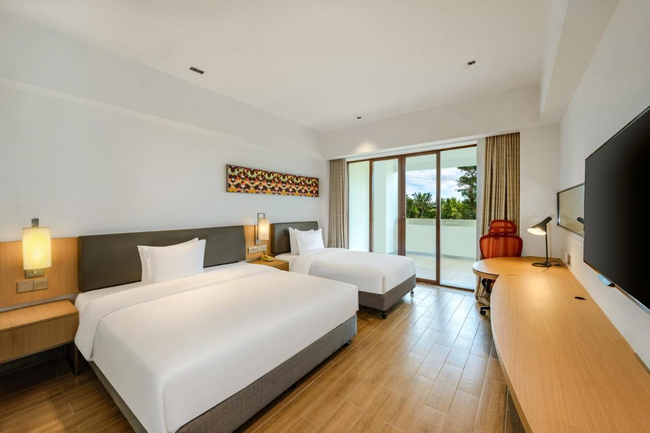 Holiday Inn Express Haikou West Coast by IHG 3*, фото 9
