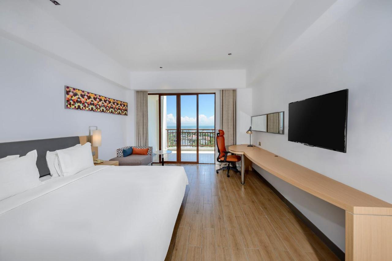 Holiday Inn Express Haikou West Coast by IHG 3*, фото 13