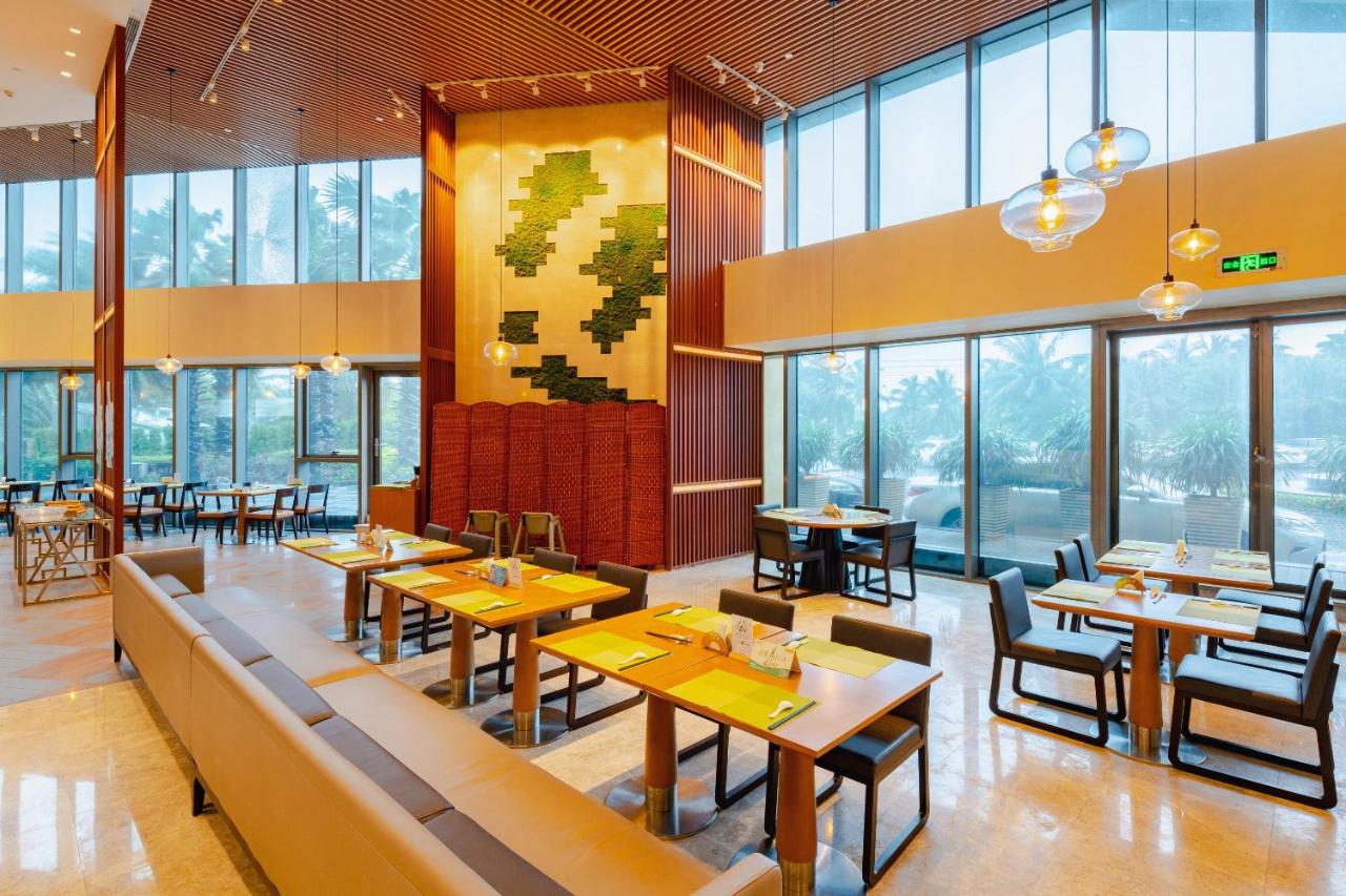 Holiday Inn Haikou West Coast by IHG 4*, фото 16