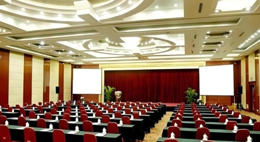 Jingshan Garden Hotel 3*, фото 12