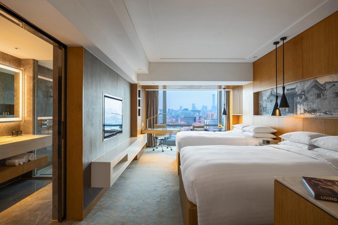 Renaissance Beijing Wangfujing Hotel 5*