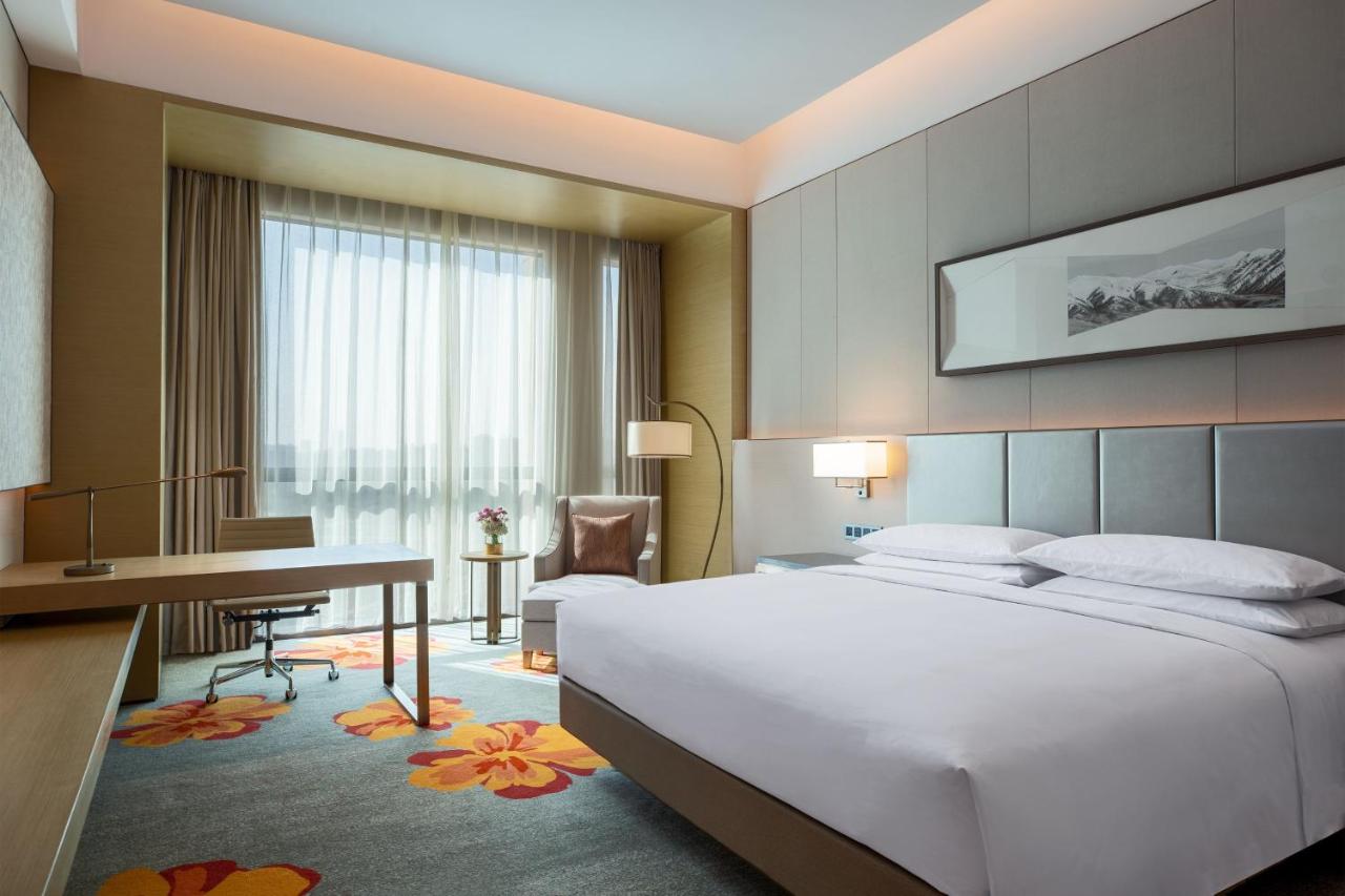 Sheraton Beijing Lize Hotel 5*