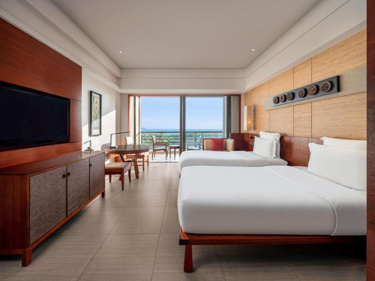 Pullman Oceanview Sanya Bay Resort & Spa 5*, фото 10