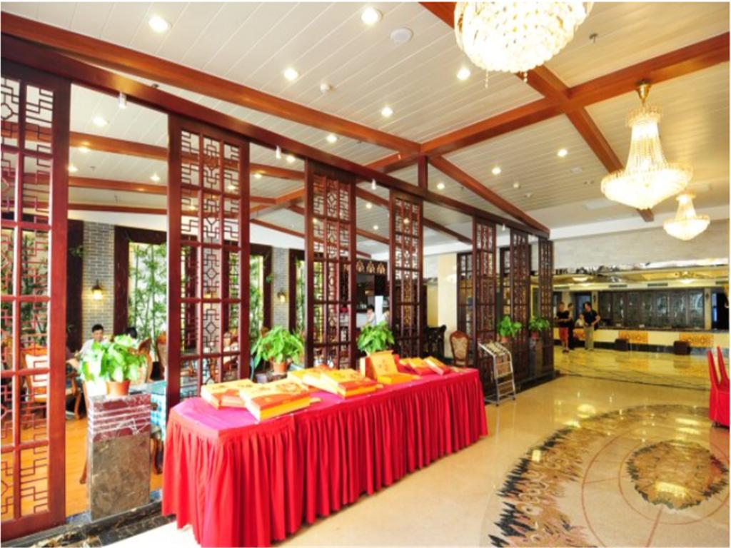 Harvest Seaview Hotel Sanya 4*, фото 3