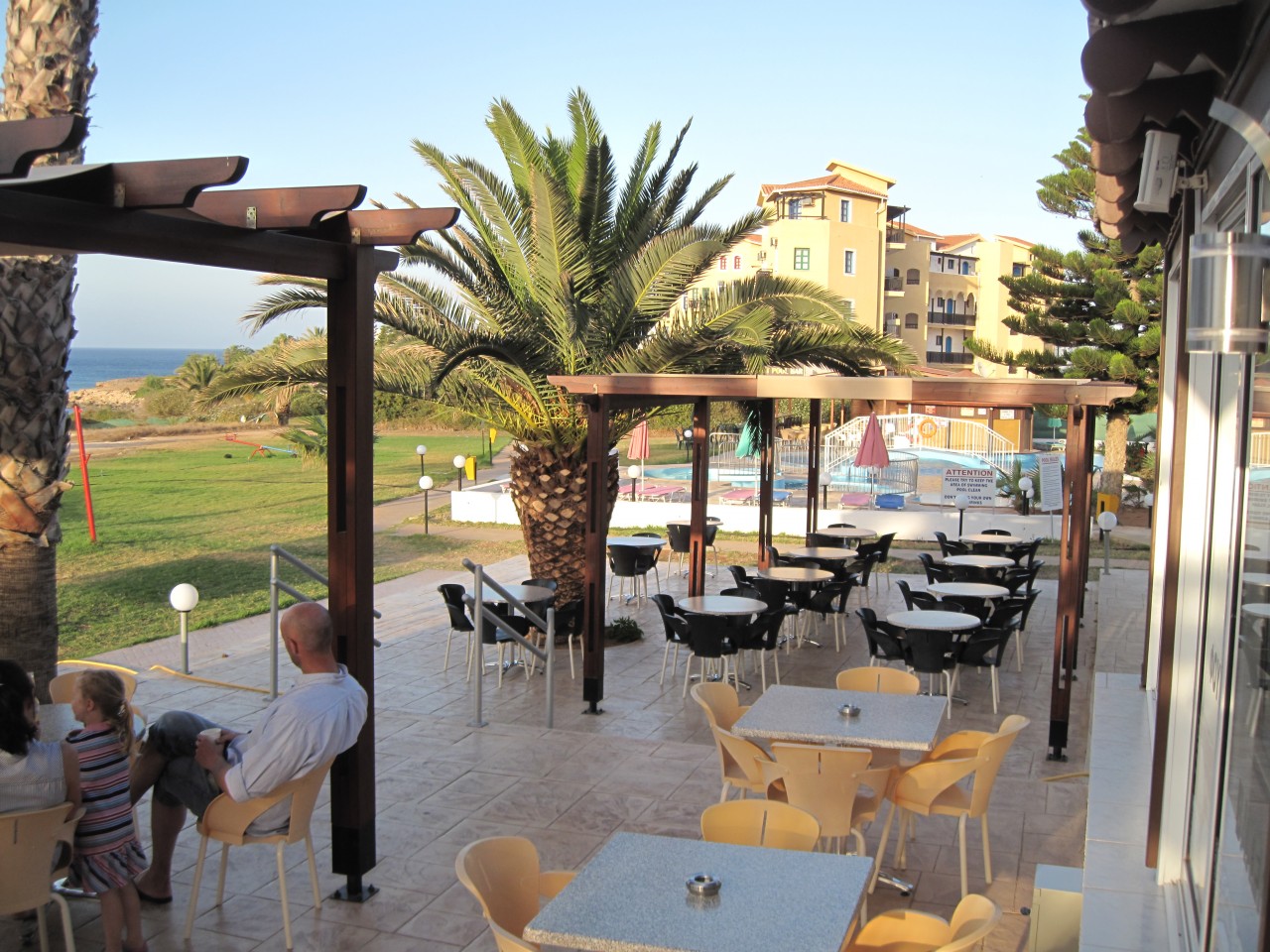 Astreas Beach Hotel Apartments 3*, фото 11