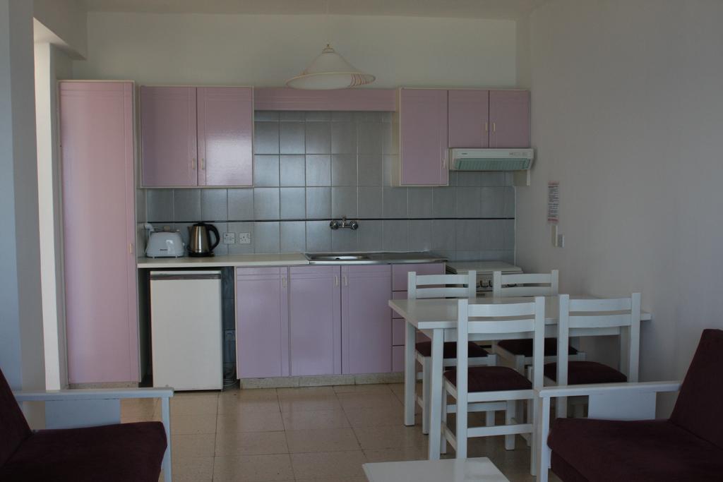 Astreas Beach Hotel Apartments 3*, фото 2