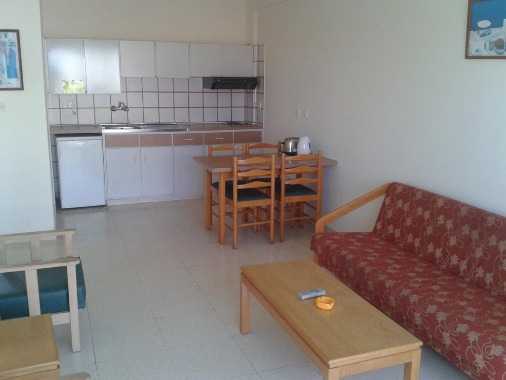 Kokkinos Hotel Apartments, фото 2