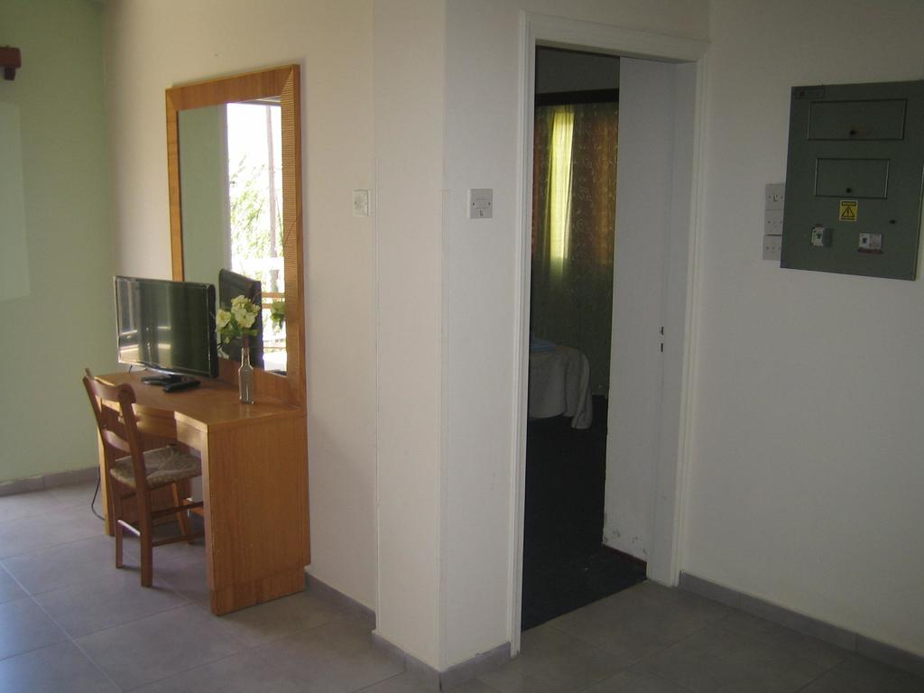 Onisillos Hotel 2*, фото 10