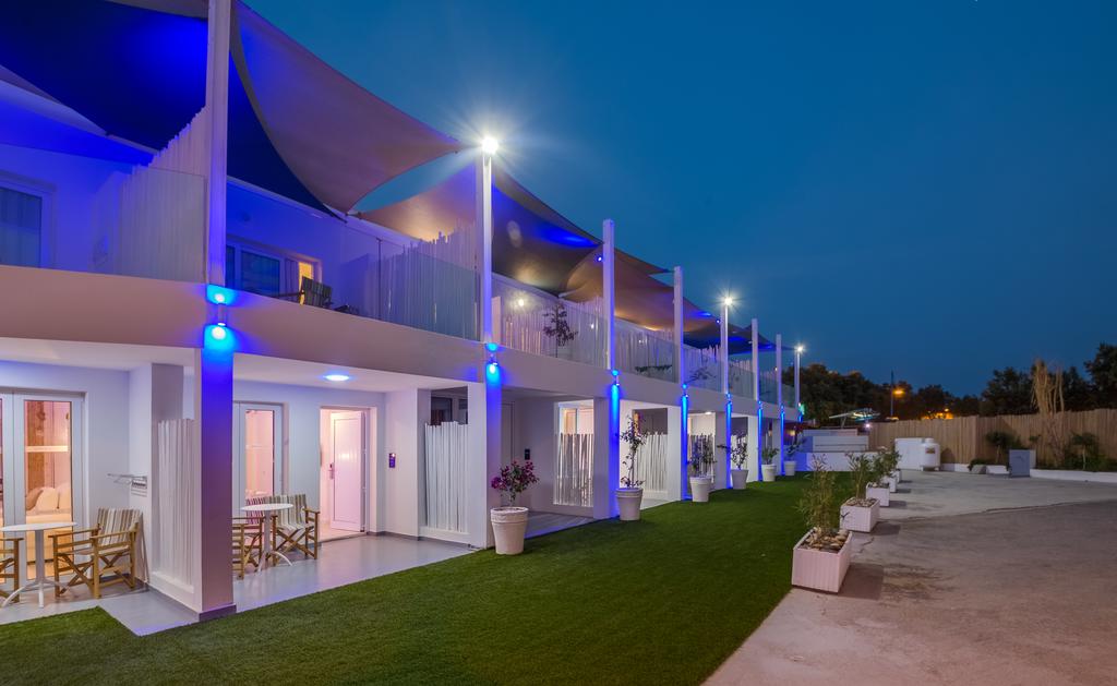 Blue Harbour Boutique Apartments 3*, фото 11