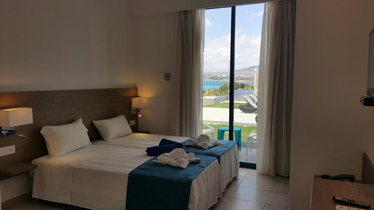 Marica's Boutique 4*