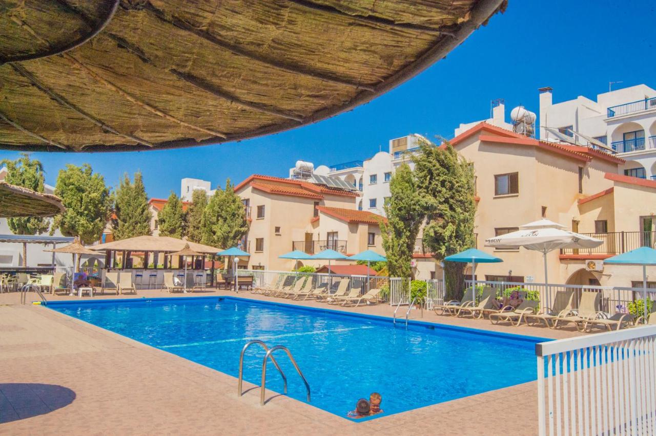 Windmills Hotel Apts 2*