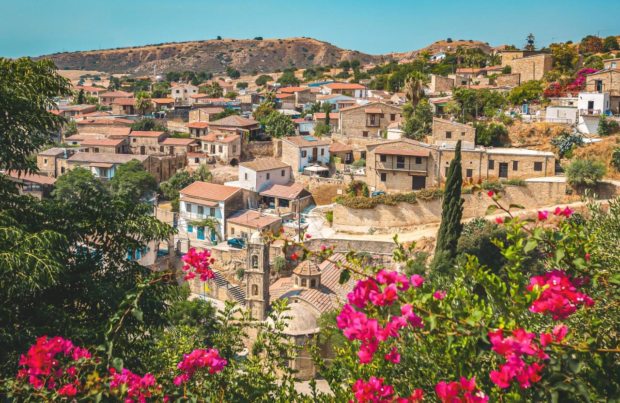 Traditionelle Apartments Cyprus Village Kalavassos 3*